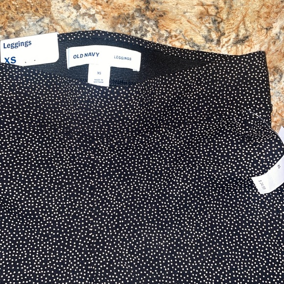 Old Navy Leggings - Picture 2 of 4